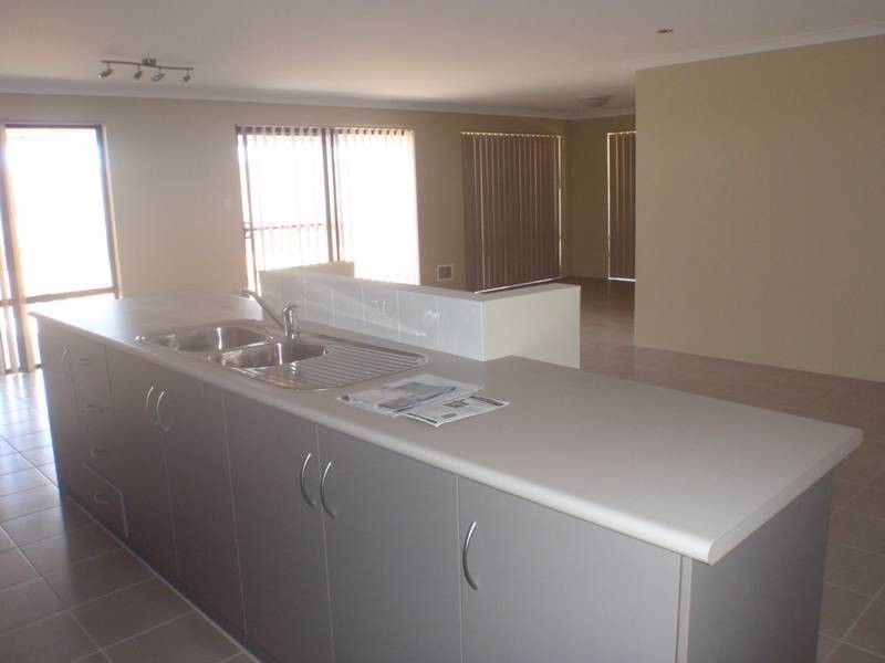 15 Alera Entrance, Wandina WA 6530