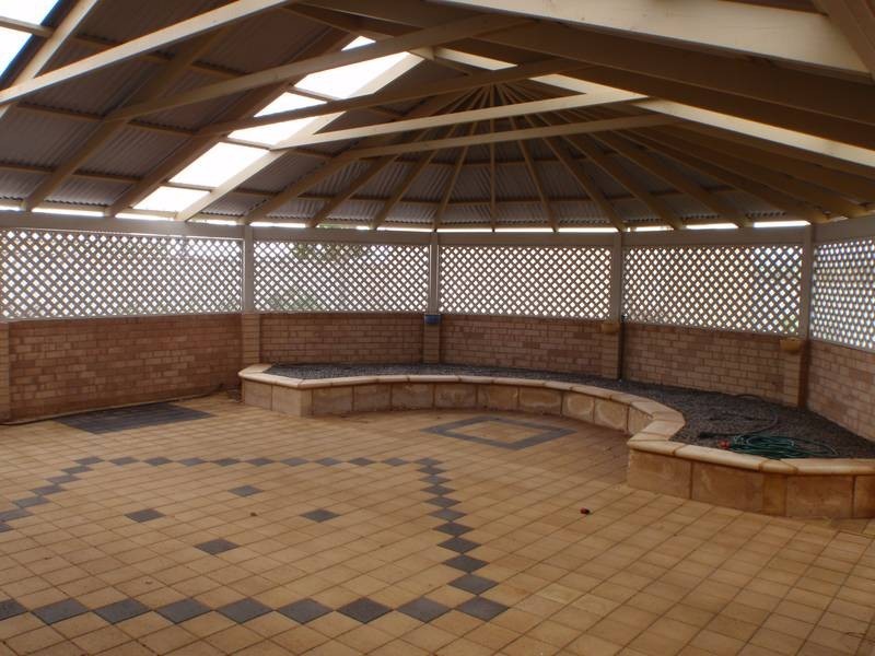 14 Hillview Drive, Drummond Cove WA 6532