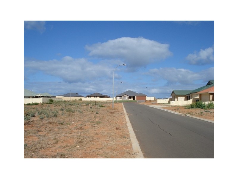 8 Seashore Gardens, Sunset Beach WA 6530