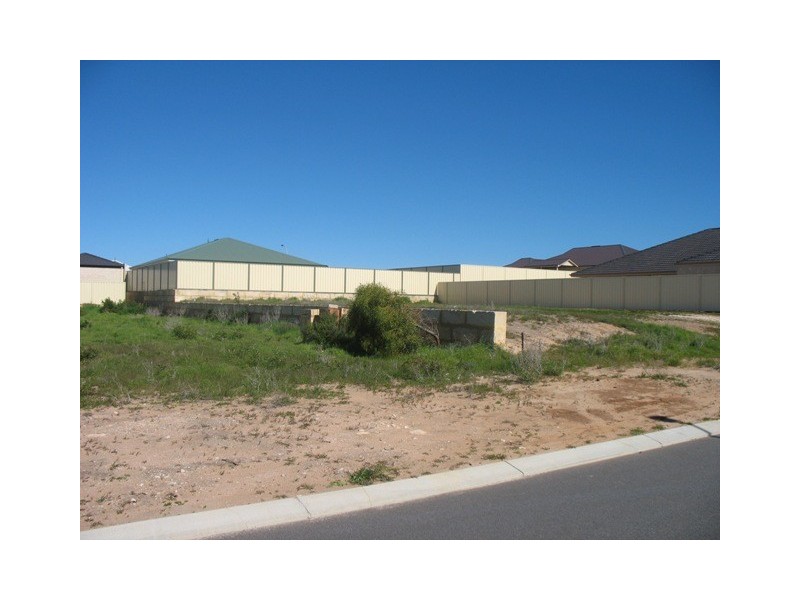 3 Flavio Crescent, Wandina WA 6530