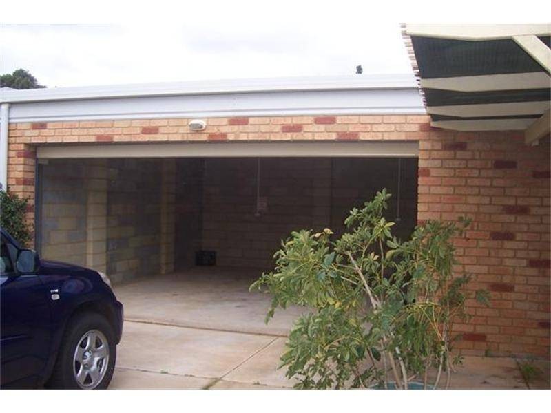 216B First Street, Wonthella WA 6530