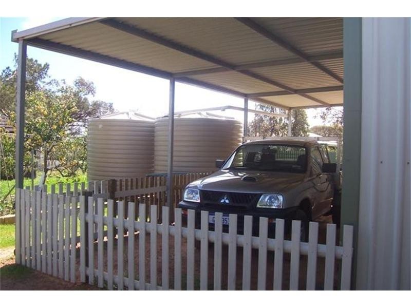 11 Trant Road, Geraldton WA 6530