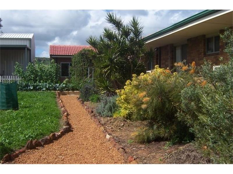 11 Trant Road, Geraldton WA 6530