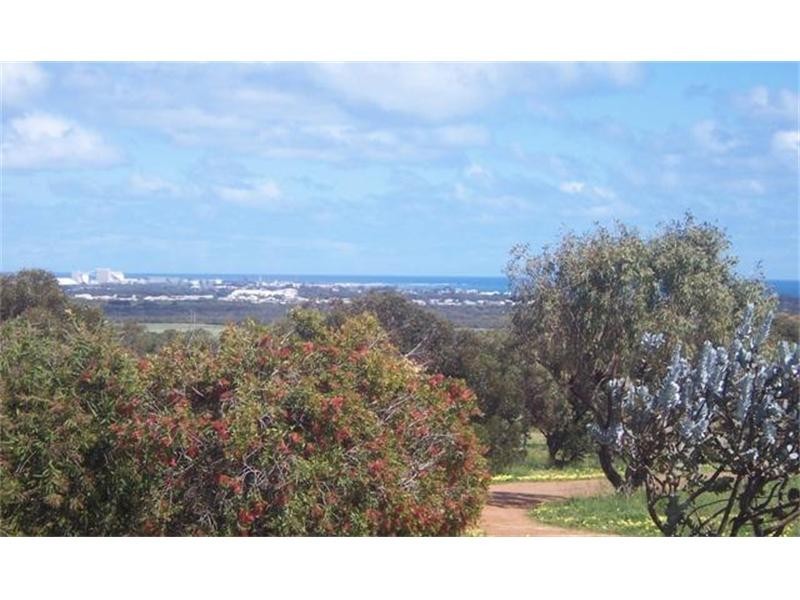 11 Trant Road, Geraldton WA 6530