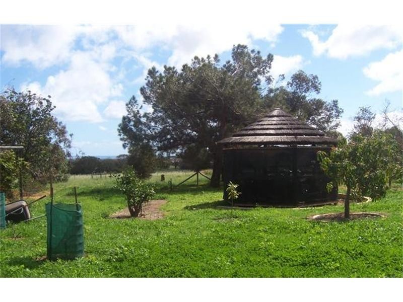 11 Trant Road, Geraldton WA 6530