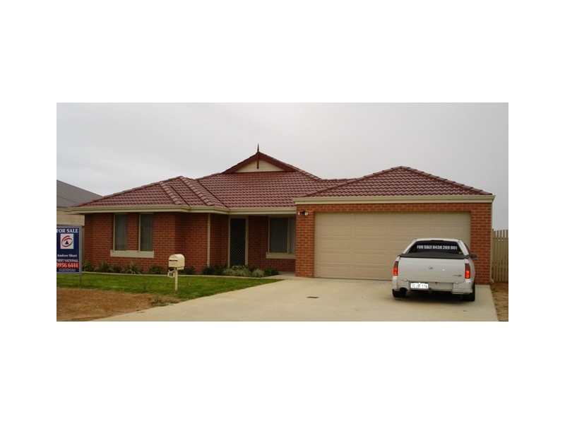 14 Derna Parade, Wandina WA 6530