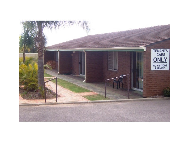 1/6 James Street, Geraldton WA 6530