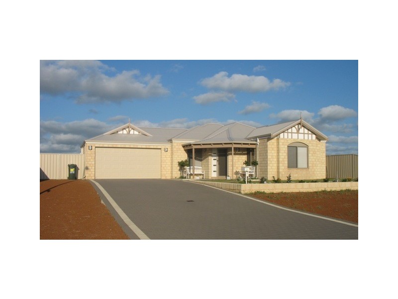 6 Ocean Queen Drive, Wandina WA 6530