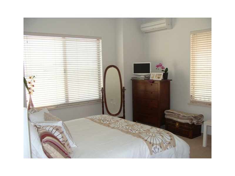 6 Ocean Queen Drive, Wandina WA 6530