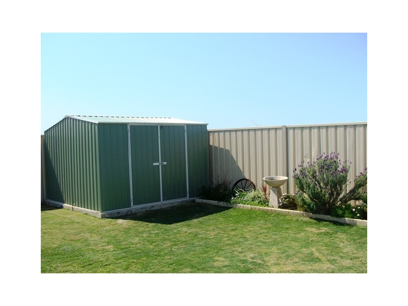 6 Ocean Queen Drive, Wandina WA 6530