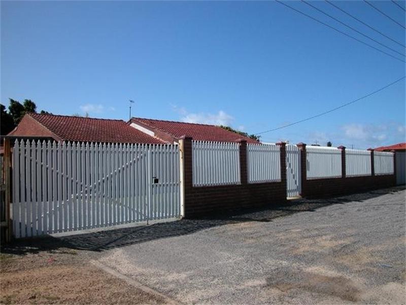 11 Zimmri Street, Rangeway WA 6530