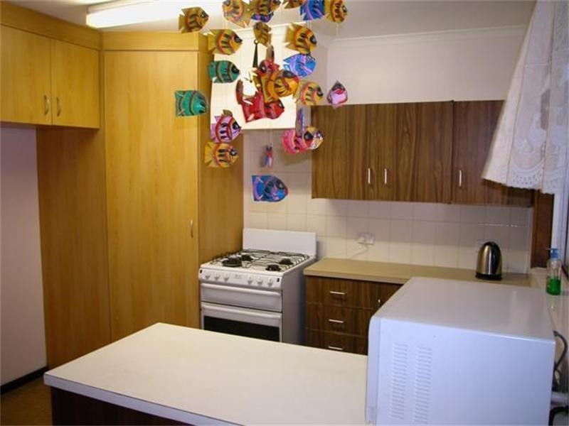 11 Zimmri Street, Rangeway WA 6530