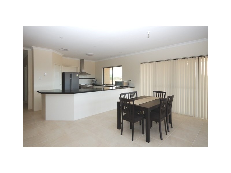 48 Tersonia Way, Strathalbyn WA 6530