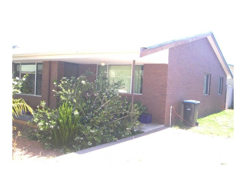 1/270 Fourth Street, Wonthella WA 6530