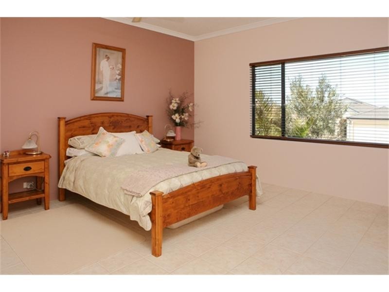 11 Basile Court, Wandina WA 6530