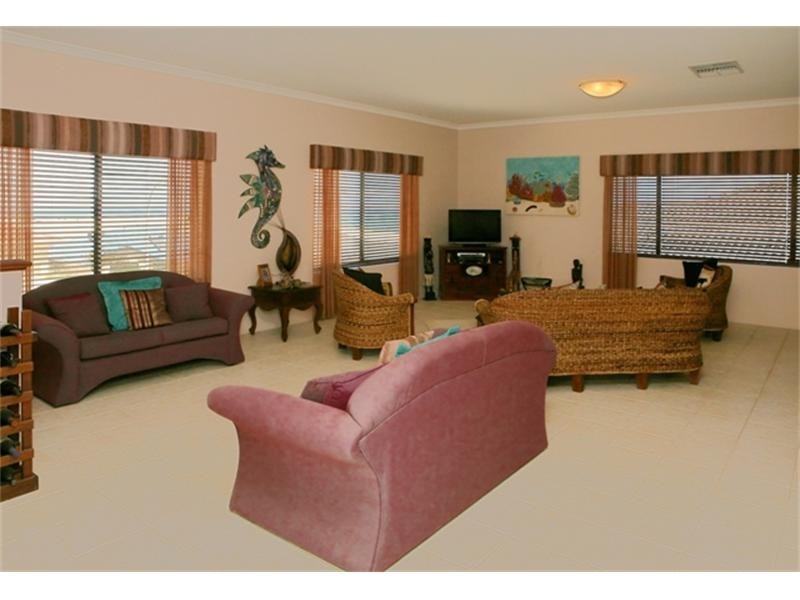 11 Basile Court, Wandina WA 6530