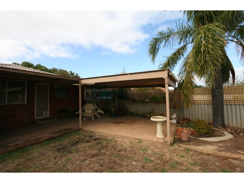 24 Kultown Drive, Waggrakine WA 6530