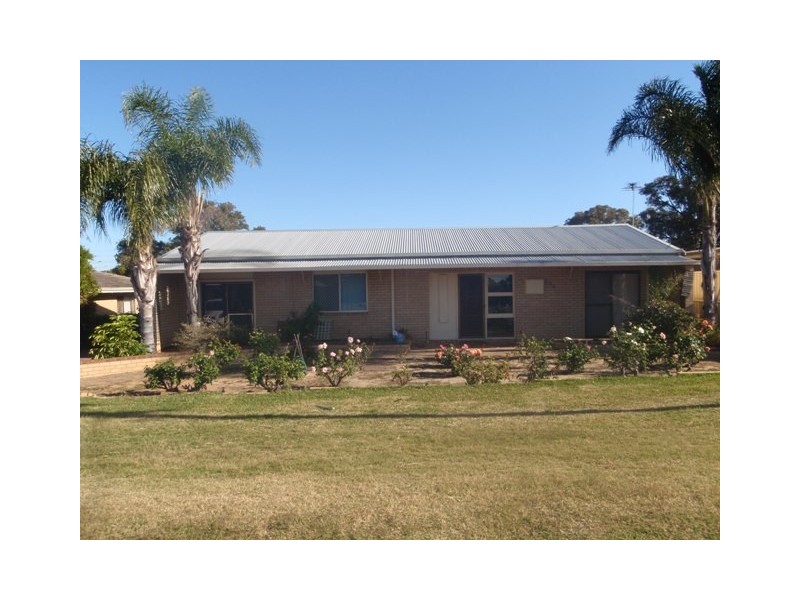 232 Seventh Street, Wonthella WA 6530