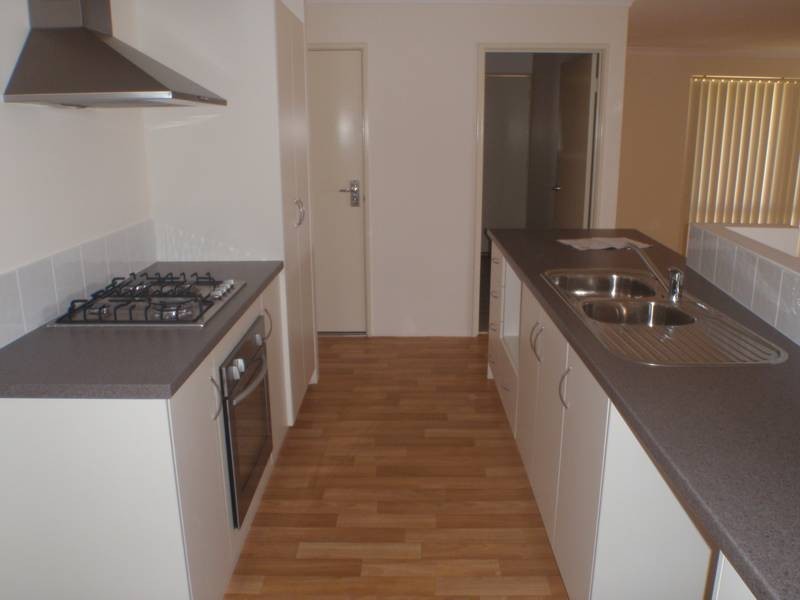 1 Barnacle Road, Drummond Cove WA 6532