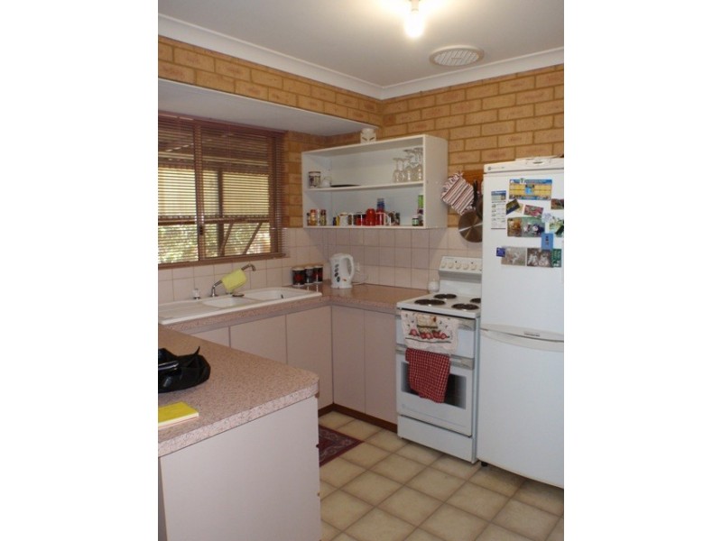 3 Oceanside Drive, Wandina WA 6530