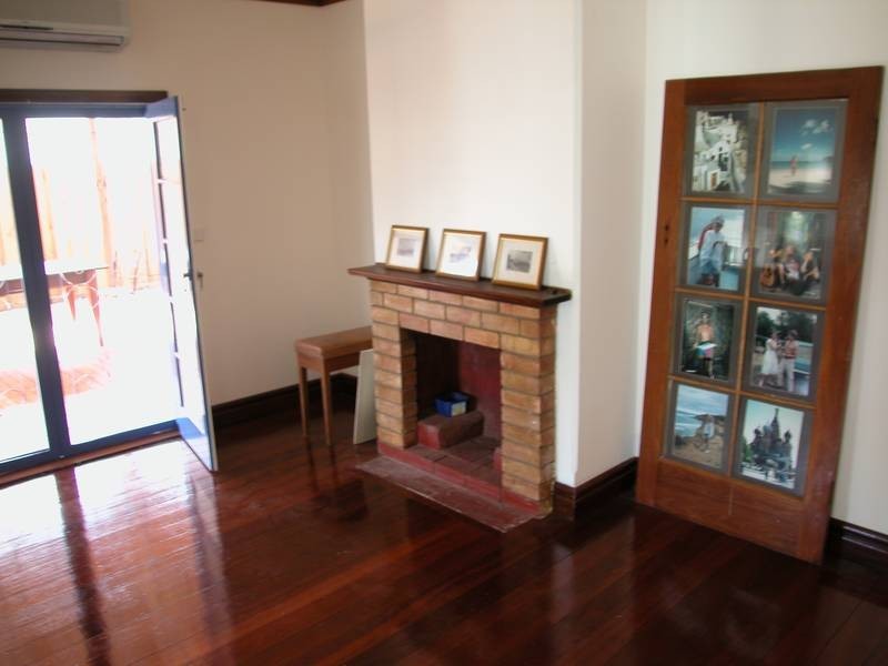 14 Jose Street, Beachlands WA 6530