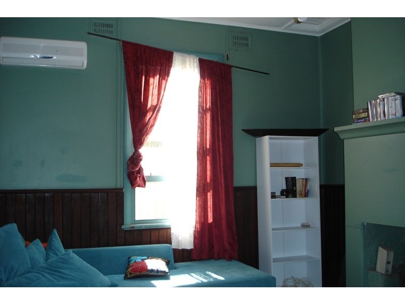 15 Jose Street, Beachlands WA 6530