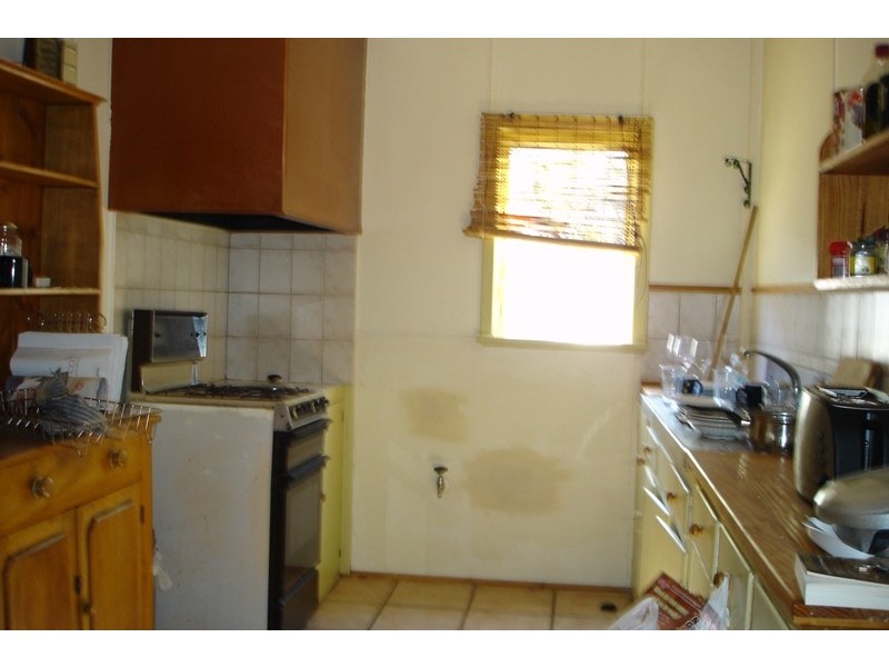 15 Jose Street, Beachlands WA 6530