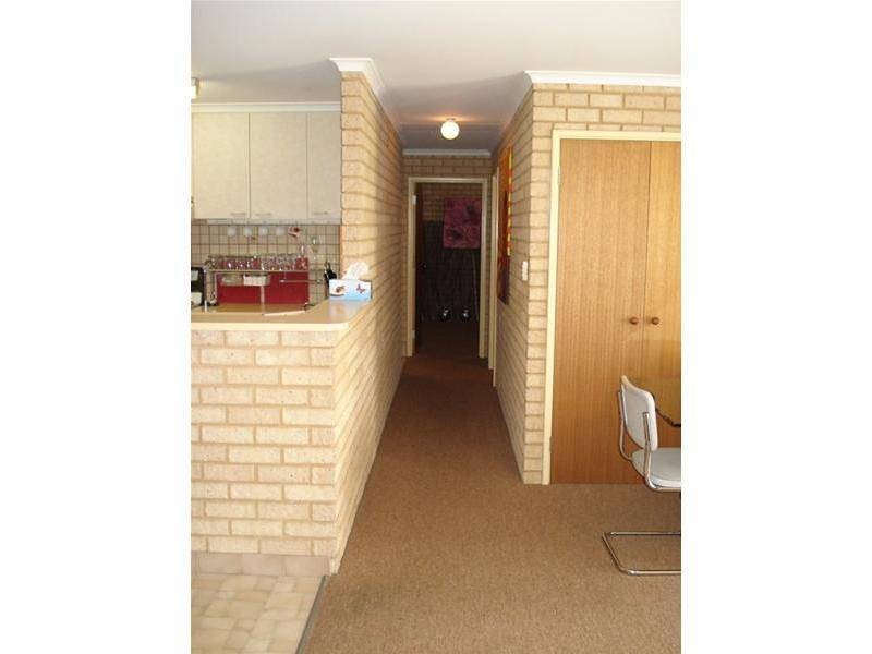 4/39 Assen Street, Utakarra WA 6530