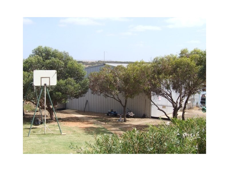 2 34 Hampton Road, Rudds Gully WA 6532