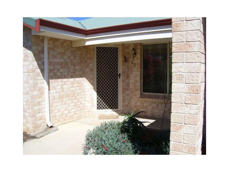 22 Weeloo Street, Waggrakine WA 6530