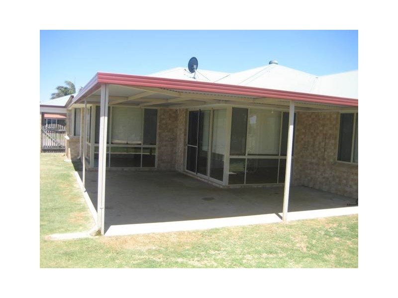 22 Weeloo Street, Waggrakine WA 6530
