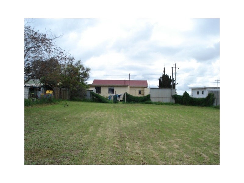 246 Place Road, Wonthella WA 6530