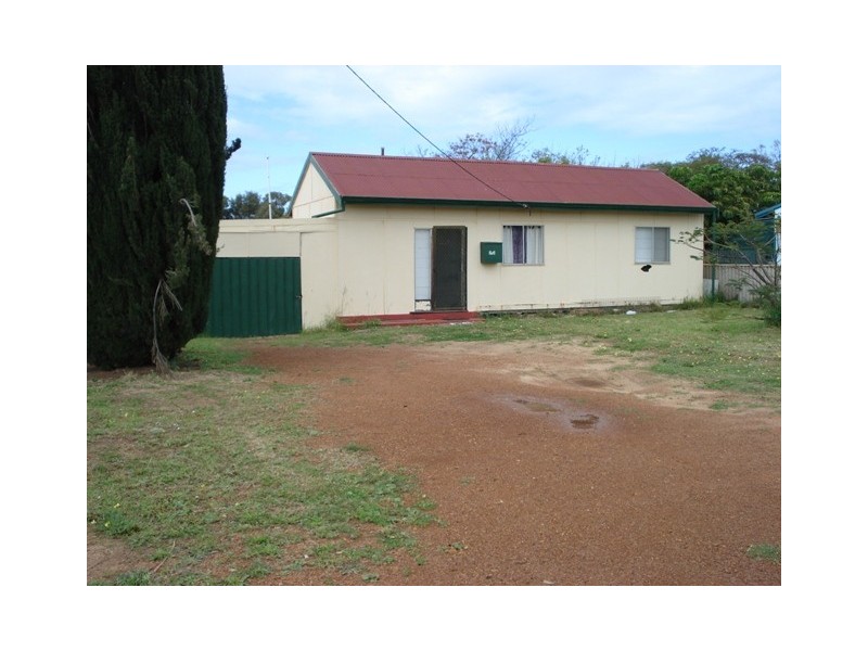 246 Place Road, Wonthella WA 6530