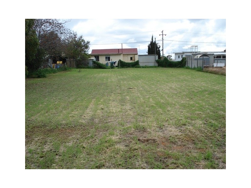 246 Place Road, Wonthella WA 6530