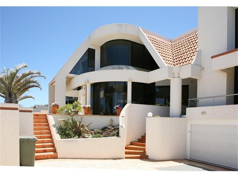 8 Eastcott Way, Tarcoola Beach WA 6530