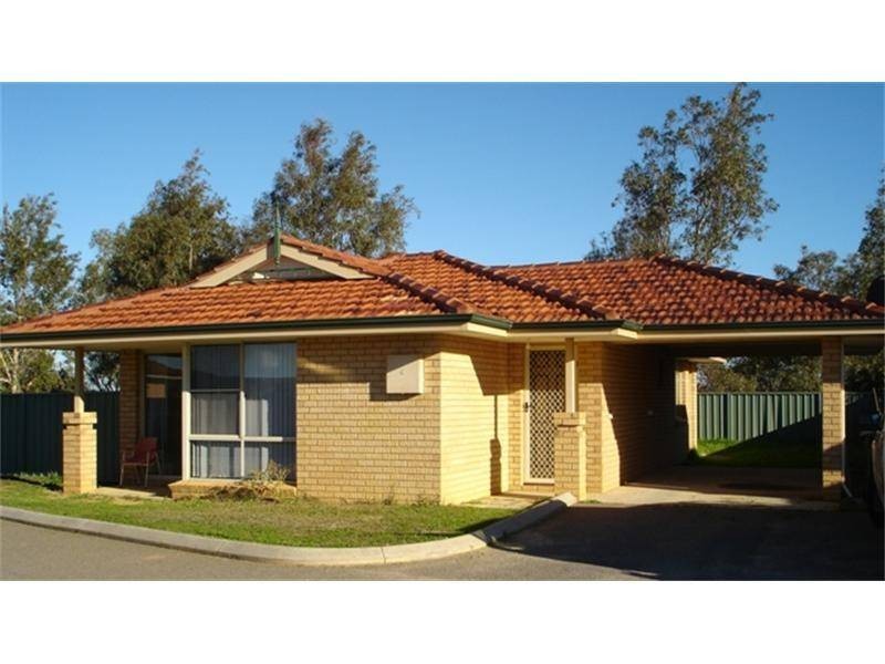 6/1 Levett Road, Walkaway WA 6528