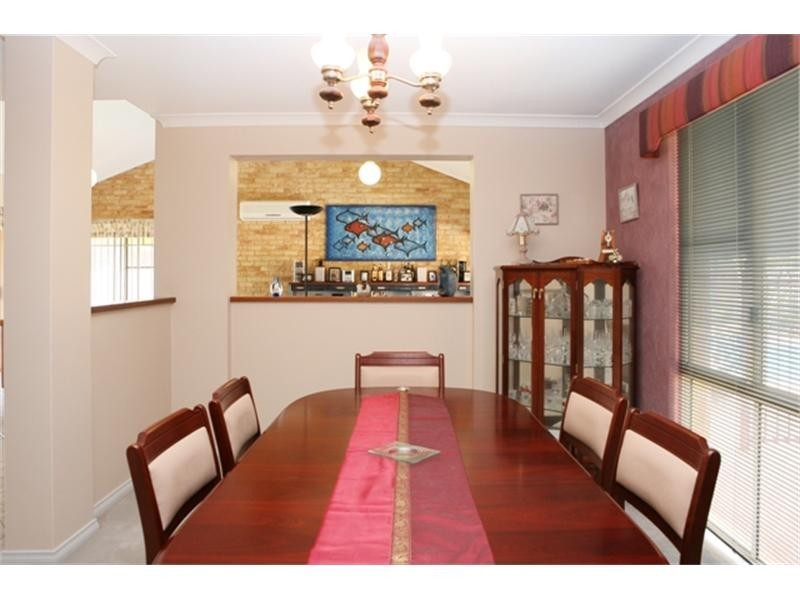 11 Blackburn Crescent, Tarcoola Beach WA 6530