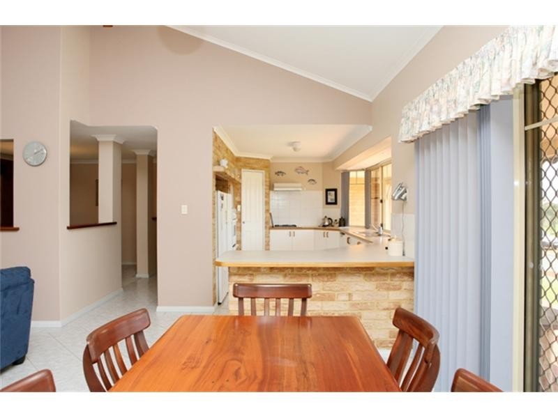 11 Blackburn Crescent, Tarcoola Beach WA 6530