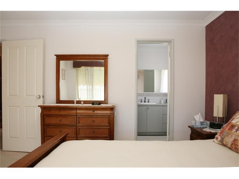 11 Blackburn Crescent, Tarcoola Beach WA 6530