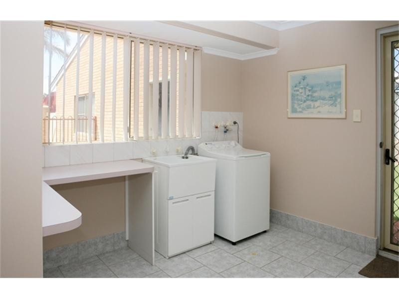 11 Blackburn Crescent, Tarcoola Beach WA 6530