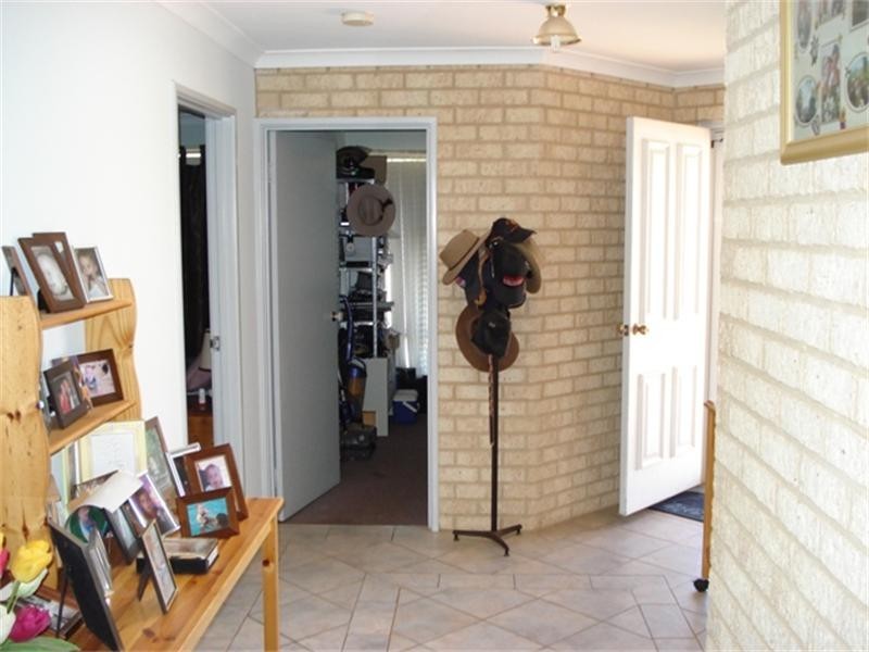 61 Bellimos Drive, Wandina WA 6530