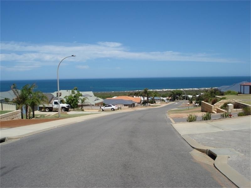 61 Bellimos Drive, Wandina WA 6530