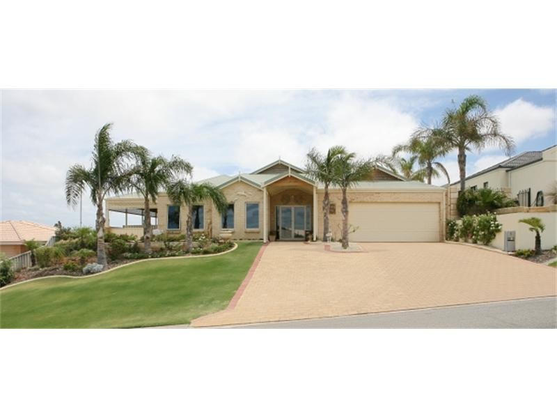 5 Bellimos Drive, Wandina WA 6530