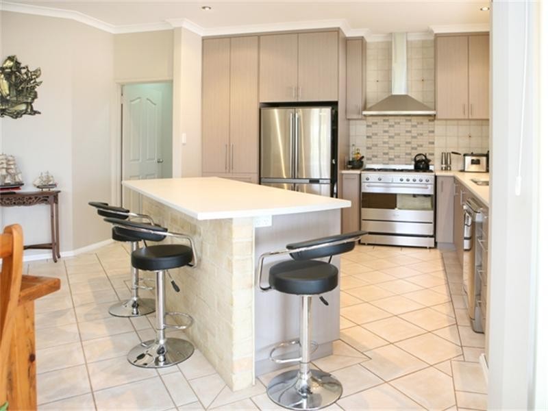 5 Bellimos Drive, Wandina WA 6530