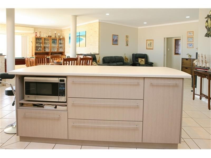 5 Bellimos Drive, Wandina WA 6530