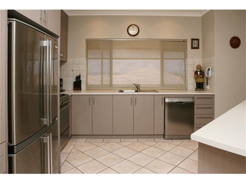 5 Bellimos Drive, Wandina WA 6530