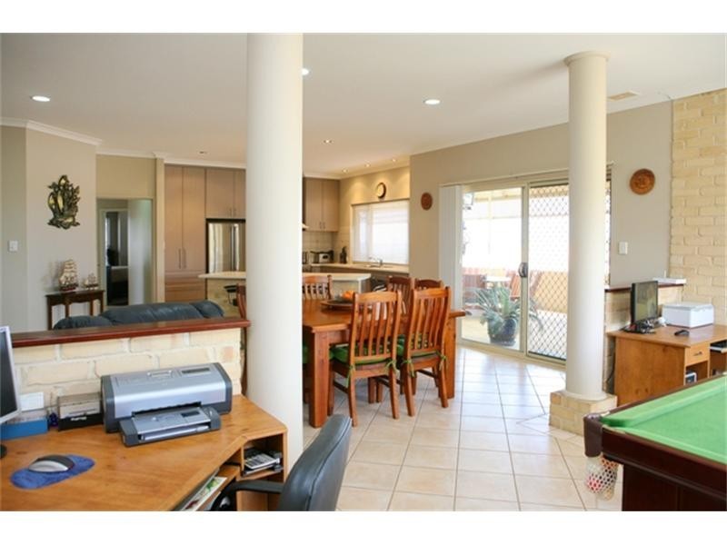 5 Bellimos Drive, Wandina WA 6530