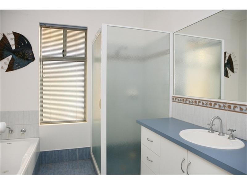 5 Bellimos Drive, Wandina WA 6530