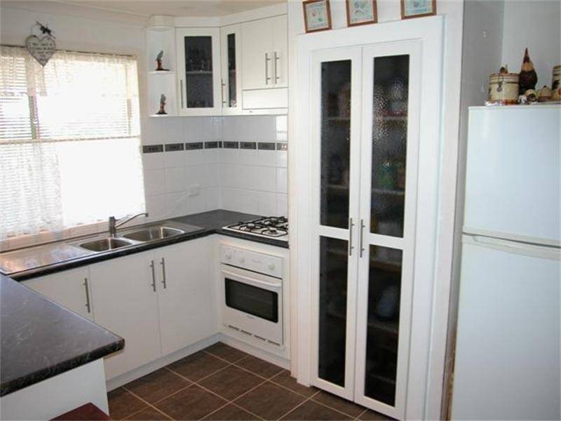 63 Kultown Drive, Waggrakine WA 6530