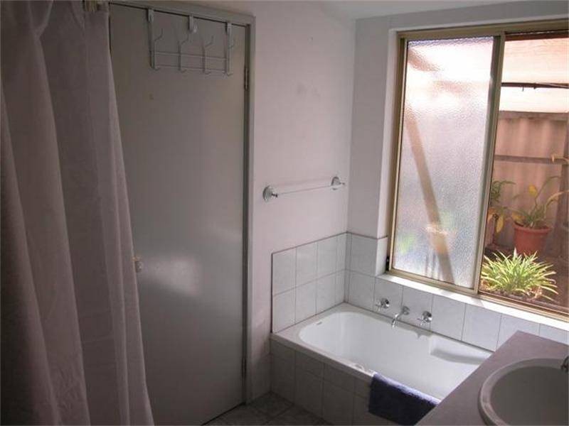 63 Kultown Drive, Waggrakine WA 6530